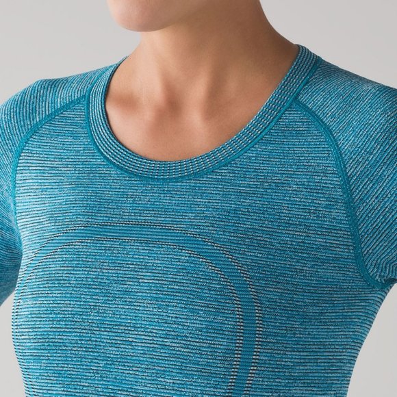 Size 4 - Lululemon Swiftly Tech Long Sleeve Crew - Picture 1 of 2